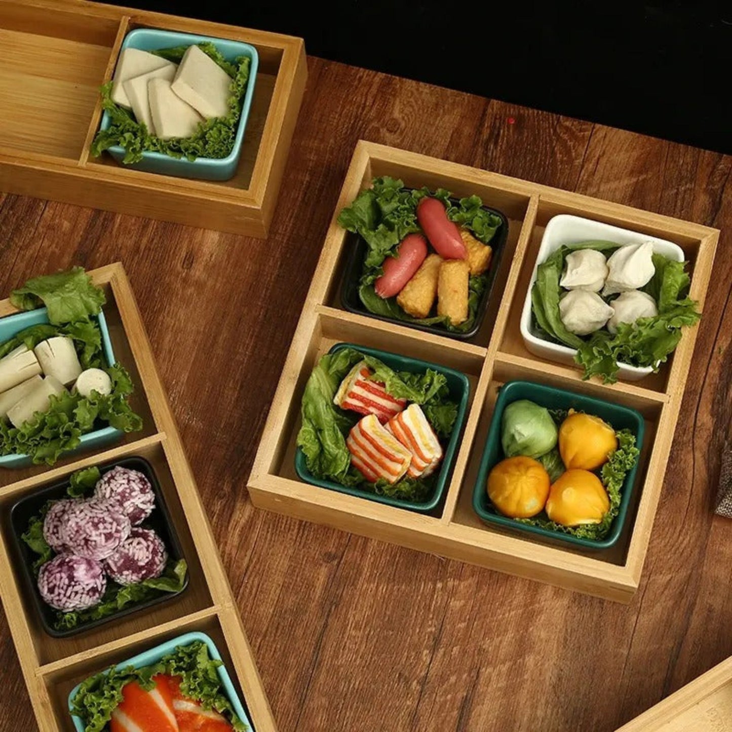 Moisture-Proof Wooden Snack Tray with Transparent Lid